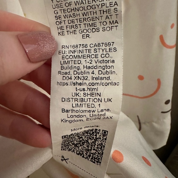 Fun Smiley Crop Top! 😃 - Picture 8 of 9